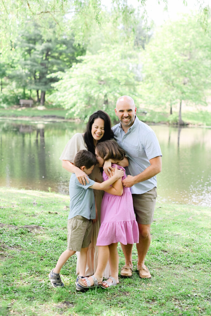 family sessions at zabriskie pond