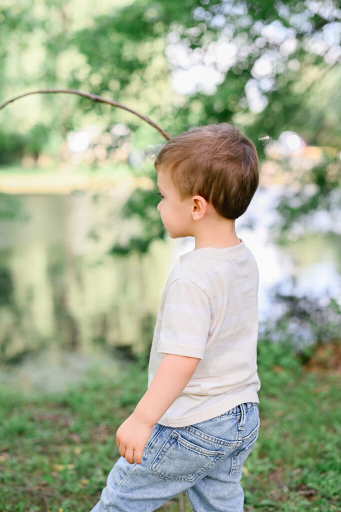 family sessions at zabriskie pond