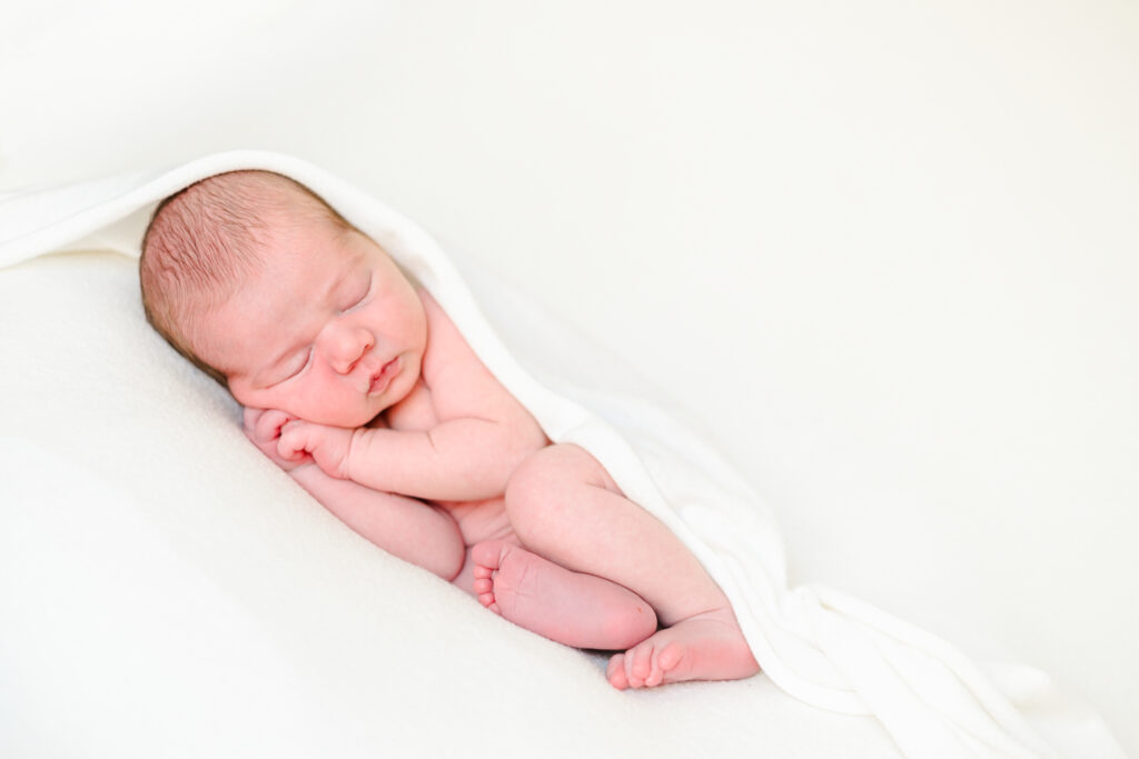 home newborn session in nj