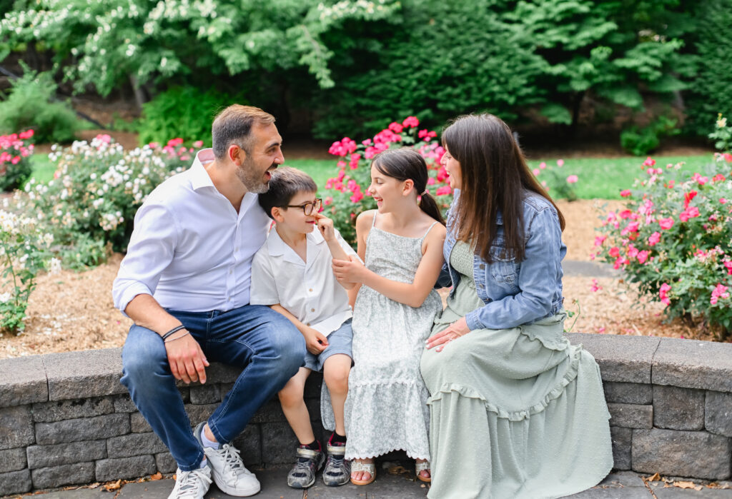 outdoor family session in wyckoff nj